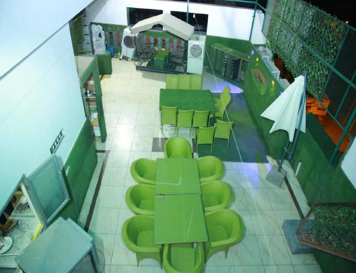 Hotel Kings, Rohtak Exteriér fotografie